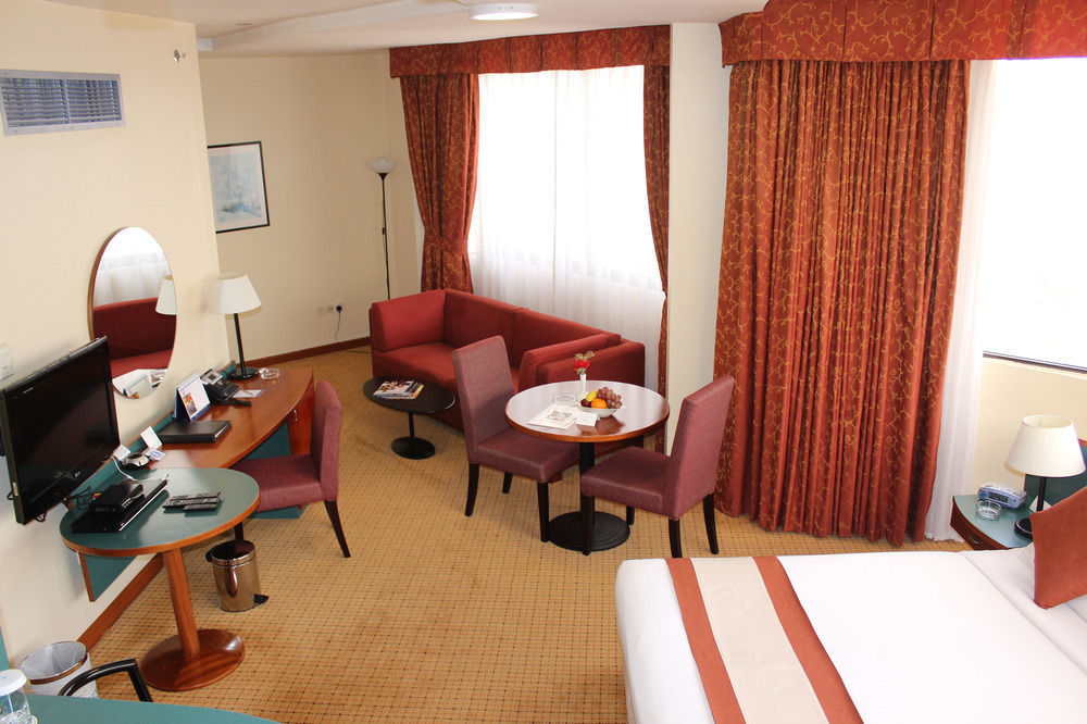 Al Diar Dana Hotel Абу-Дабі Екстер'єр фото